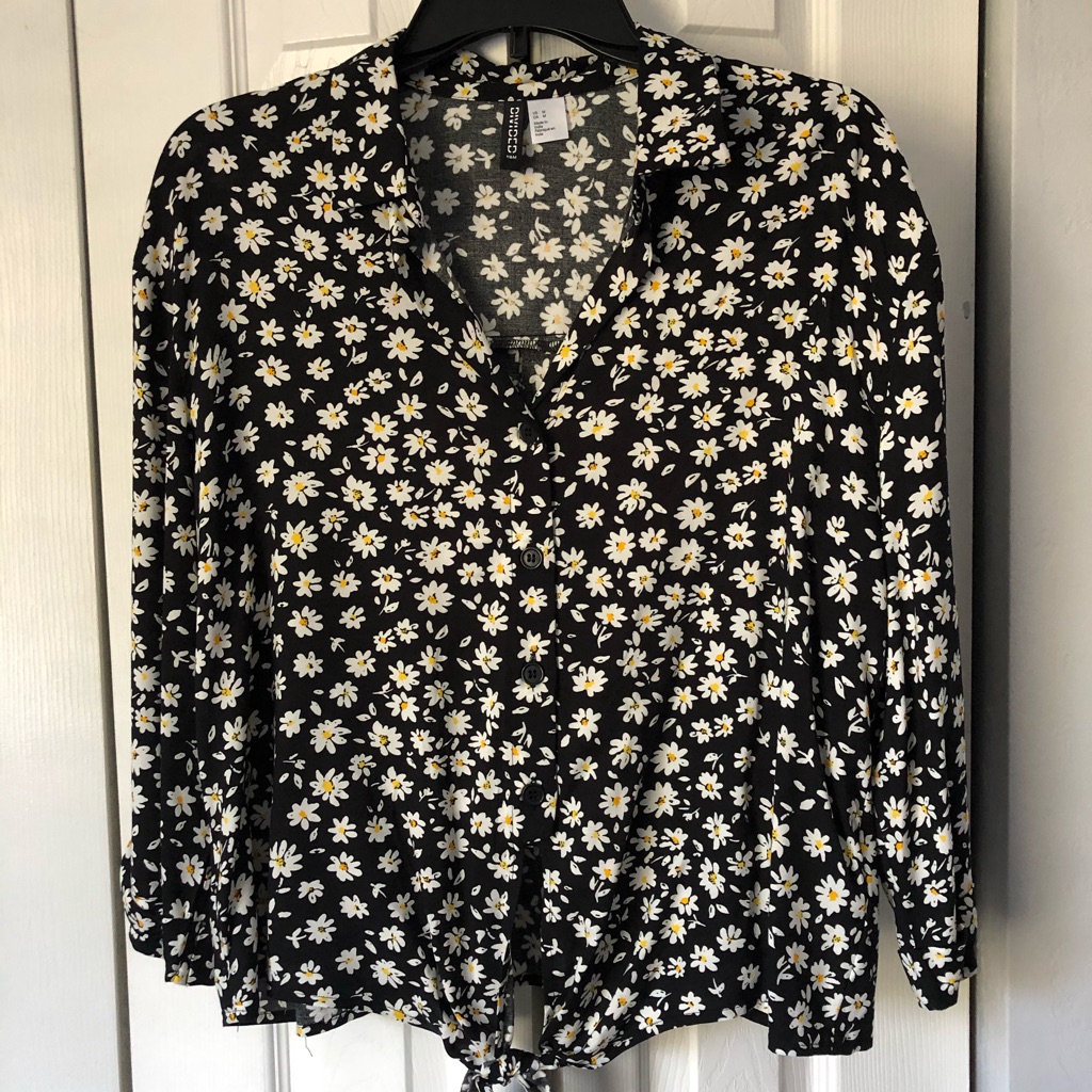 Floral Long Sleeve Blouse.